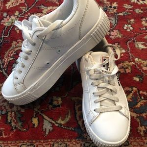 White 6.5 M Fila Sneakers